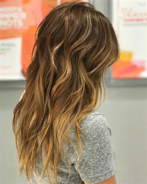 Schwarzkopf natural & easy, colorazione permanente per capelli, tinta per copertura dei capelli . 50 idee di capelli castano chiaro con riflessi per il 2020