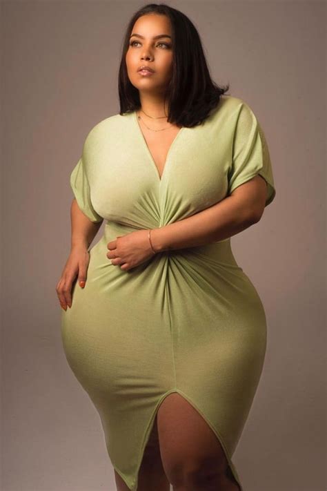 Super Cute And Thick Curvy Girl Fashion Curvy Women Outfits Curvy