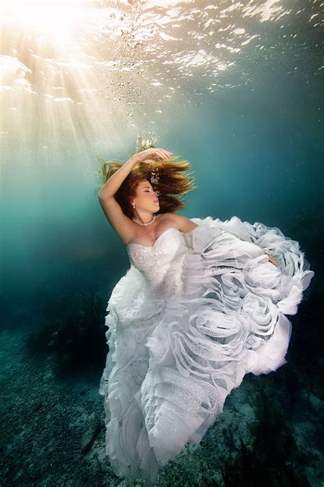 the full story behind these incredible underwater wedding photographs underwater photography
