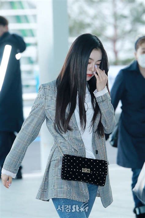 Actress Seo Ji Hye Receives Backlash By Netizens For