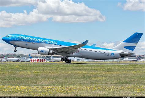 aerolineas argentinas airbus  lv fvi photo  airfleets aviation