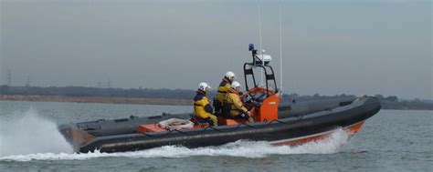 Hamble Lifeboat Lifeboats Search And Rescue Saving Lives Chase Over