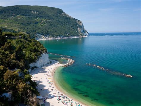 spiaggia urbani  italian beach  locals    conde nast traveler
