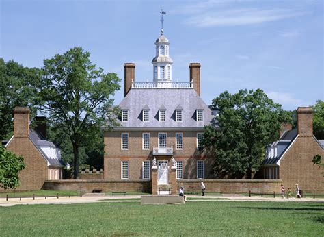 colonial capitol building  williamsburg virginia pictures