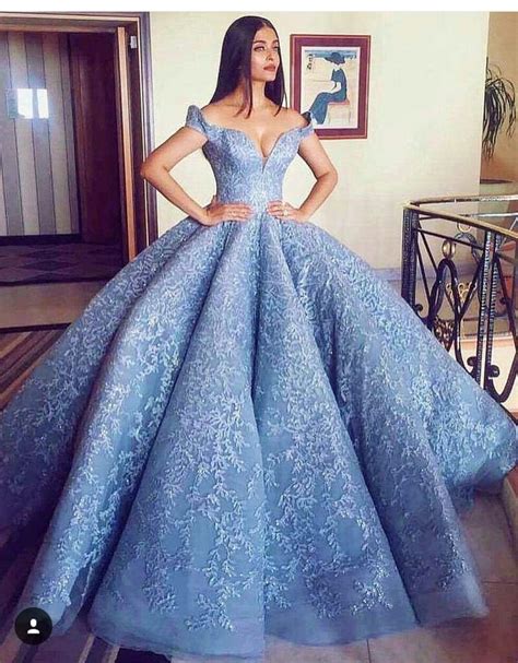 Mejores 83 Imágenes De Tendencias De Vestidos Para Quince Años 2018