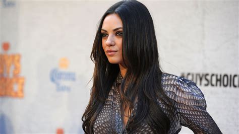 kunis named woman   year  harvards hasty pudding nbc bay area