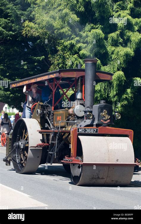 steam engine road roller abergavenny steam fair wales uk stock photo alamy