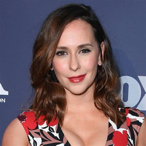 Jennifer Love Hewitt Reveals Hair Transformation In New Video – And It