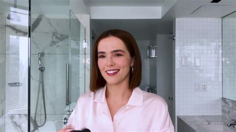 Zoey Deutch On De Puffing Skin Care Handling Hormonal Acne And The
