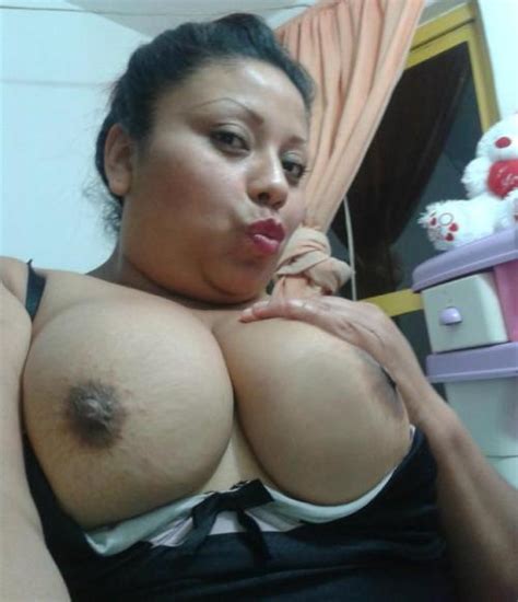 sex images mexican milf has big tits porn pics by the