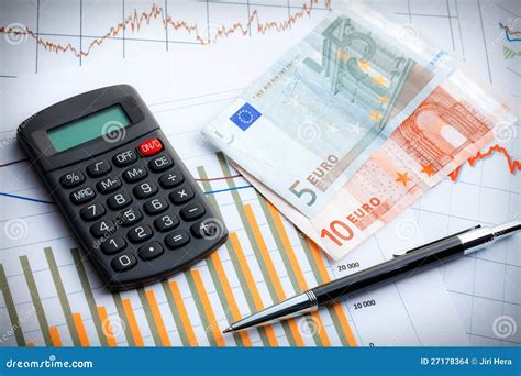 calculatrice  euro devise sur le graphique de gestion photo stock