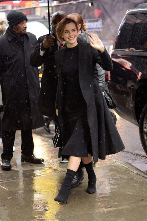Emma Watson Braves The Ny Weather In Chic Understated