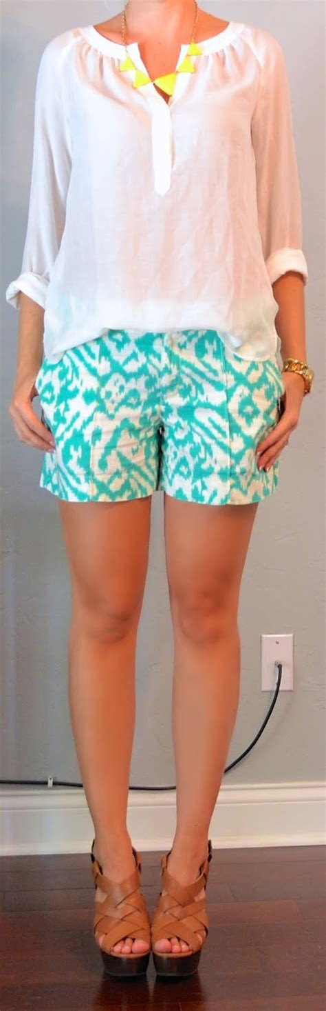 outfit post teal ikat shorts white peasant blouse neon necklace