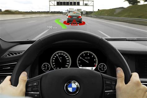 how does bmw heads up display work