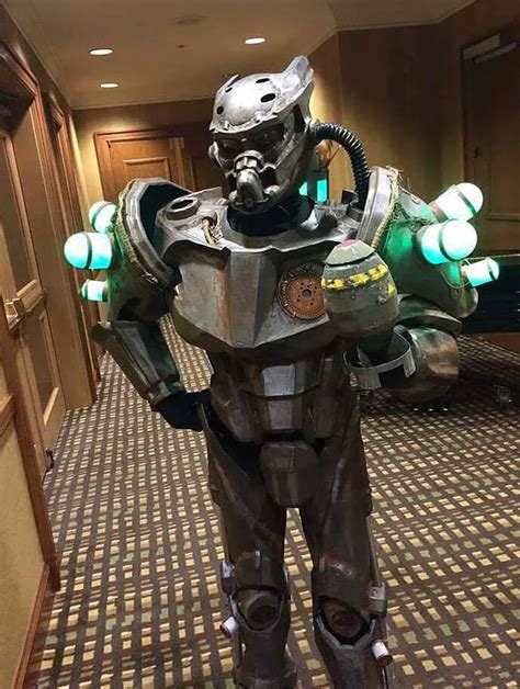 enclave cosplay  awesome rfallout
