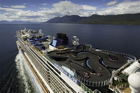 norwegians newest largest cruise ship headed  miami  season  alaska