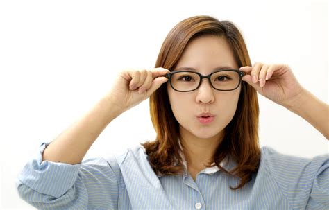 Woman In Grey Dress Shirt And Black Framed Eyeglasses Hd Wallpaper