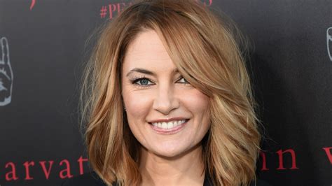 Madchen Amick Comments On Those Riverdale Twin Peaks Comparisons