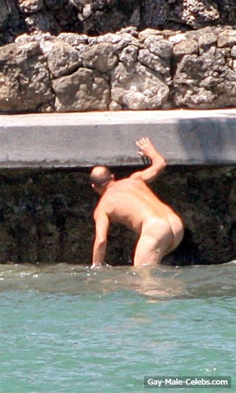 woody harrelson caught by paparazzi totally naked gay male