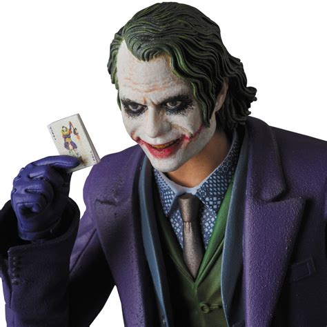 Batman The Dark Knight The Joker Heath Ledger Mafex 1