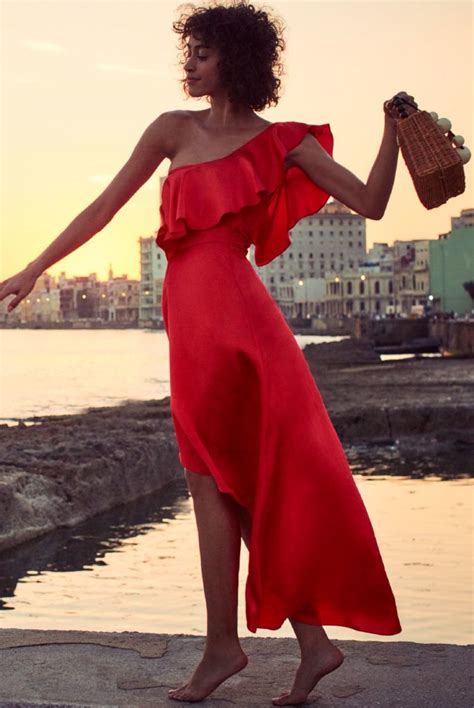 pre fall 2019 alexis dresses red dress fashion
