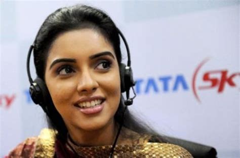 9 Best Photos Of Asin Thottumkal Without Makeup Styles
