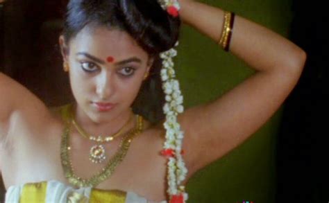 Actress Nithya Menon Stills Hd In Tamil Malayalam Telugu
