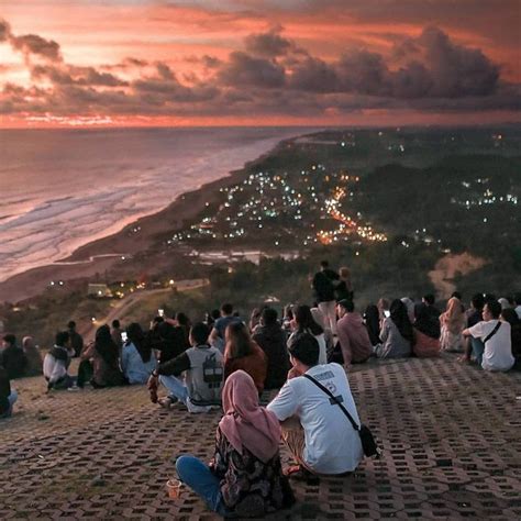 wisata bukit  jogja  eksotis  populer