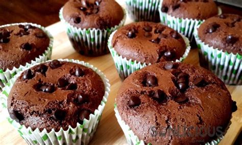 eggless muffins  chocolate chips
