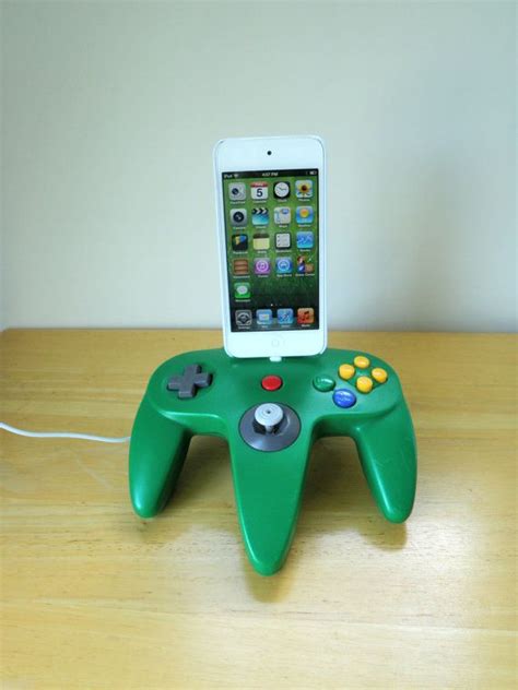 nintendo green  controller ipod  iphone  charger dock usb