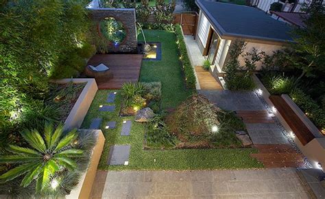modern  contemporary courtyard gardens   city home design lover