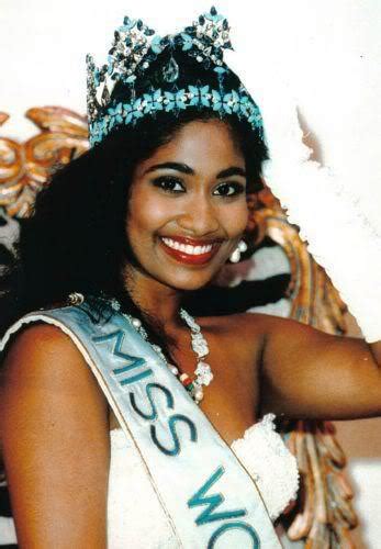 On This Day In Jamaican History Lisa Hanna Was Crowned