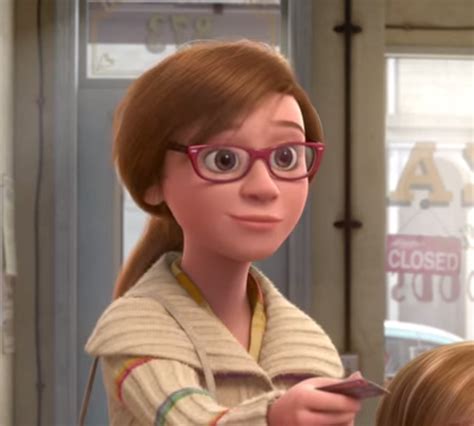 tuler ★彡 on twitter the resemblance between margo from despicable me and the mom from inside