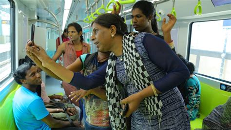 The Transgender Staff Of India S Newest Metro Service Bbc News
