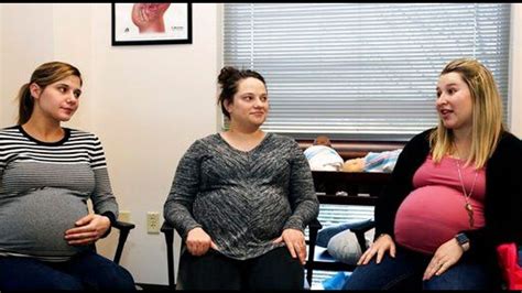 Moms To Be Teach Each Other In Monthly Group Prenatal Visits