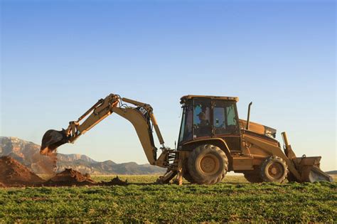 construction equipment safety tips
