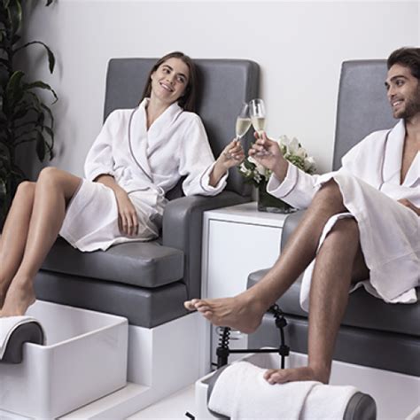 Manicures And Pedicures Rescue Spa Luxury Day Spa In Nyc And Philadelphia