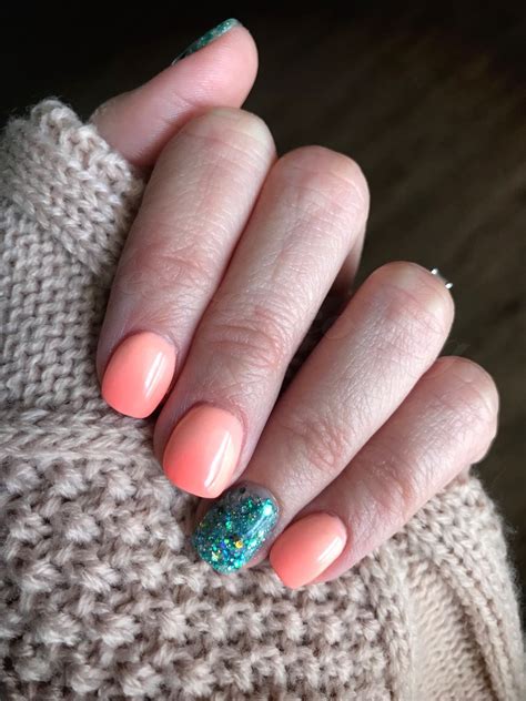 ombre created  sparkle  sb  revel hola accent nails