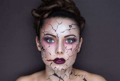Halloween Makeup Ideas How To Do A Sexy Yet Scary Look