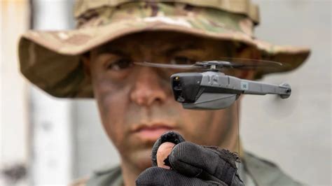 pocket sized black hornet drone    change army operations