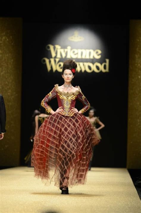vivienne westwood baroque collection in 2019 fashion