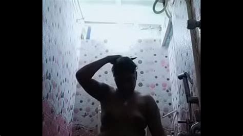 Swathi Naidu Sexy And Nude Bath Part 4
