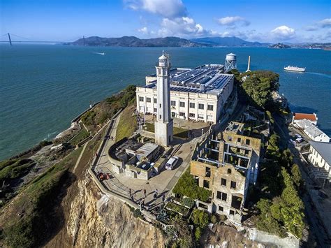 people  escaped alcatraz island readers digest
