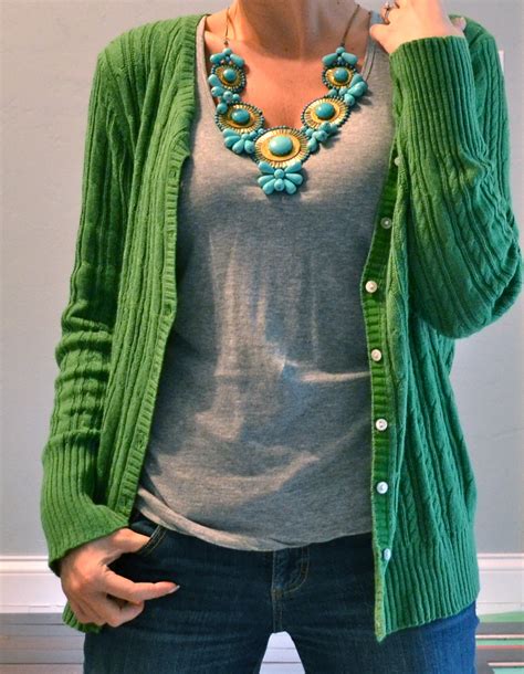 outfit post kelly green cardigan teal necklace
