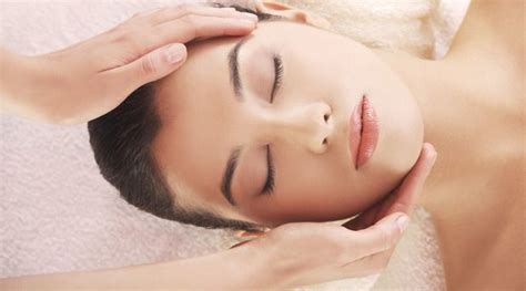 spa   square meridian massage improve skin health massage