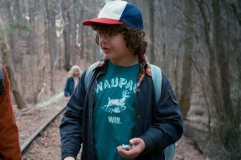 Stranger Things Costume Idea Guide For Halloween 2017