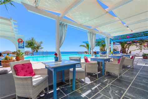Top 10 Cheap Hotels In Santorini Greece Itsallbee Travel Blog
