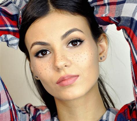 there s something really ~different~ about victoria justice in this pic