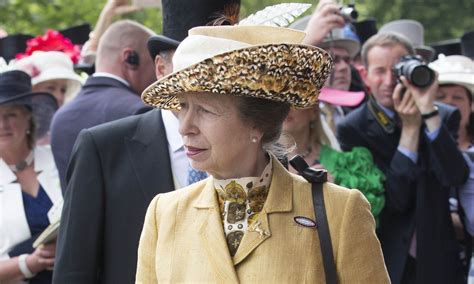 Princess Anne S 35 Year Old Ascot Outfit Stylewatch Fashion The