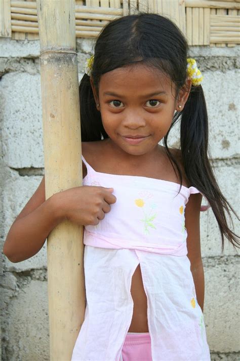 Asia Philippines Luzzon Preteen Philippine Girl Philippine
